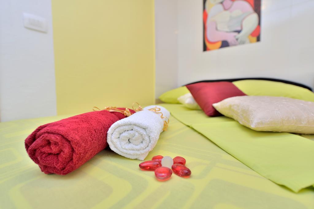 Apartments Carpe Diem Novigrad  Room photo