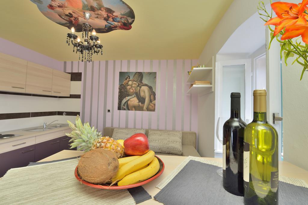 Apartments Carpe Diem Novigrad  Room photo