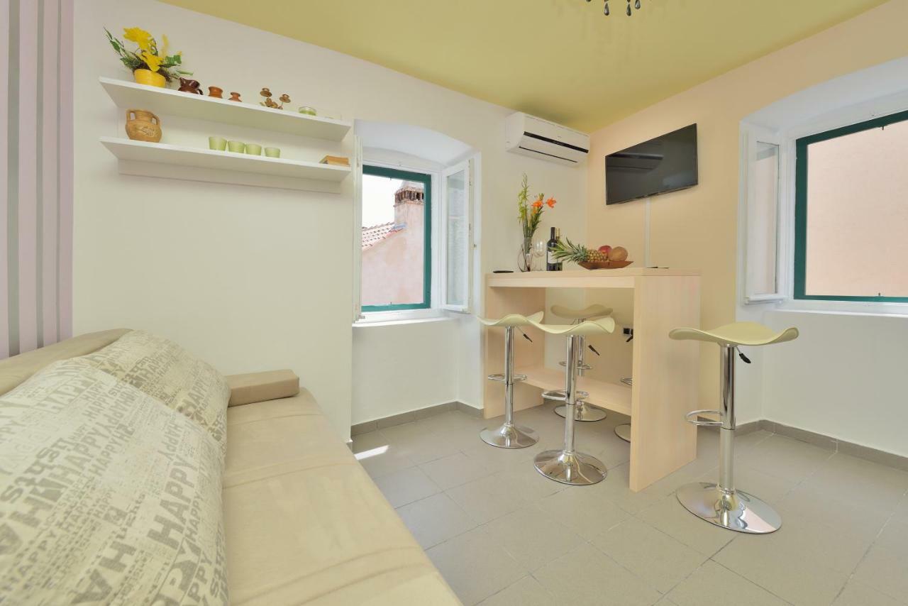 Apartments Carpe Diem Novigrad  Exterior photo